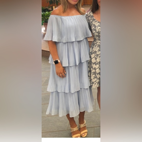 Dresses & Skirts - Dress